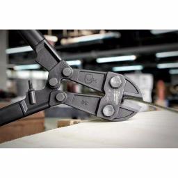 Milwaukee 2-Piece Bolt Cutter Set, 30 in. and 18 in. with Forged Steel Blades thumbnail 6