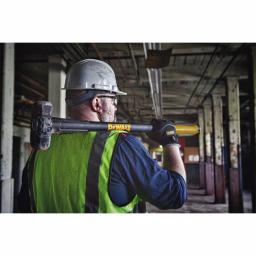 DEWALT 12 lb. Exo-Core Sledge Hammer with 33.3 in. Fiberglass Handle thumbnail 4