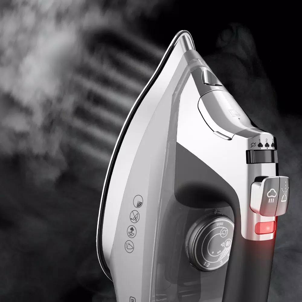 BLACK+DECKER Allure Professional Steam Iron with Dynamic Steam Technology, 1600W, Stainless Steel Soleplate