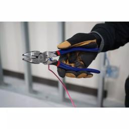 Southwire 9 in. High-Leverage Side Cutting Pliers with American Forged Steel thumbnail 5