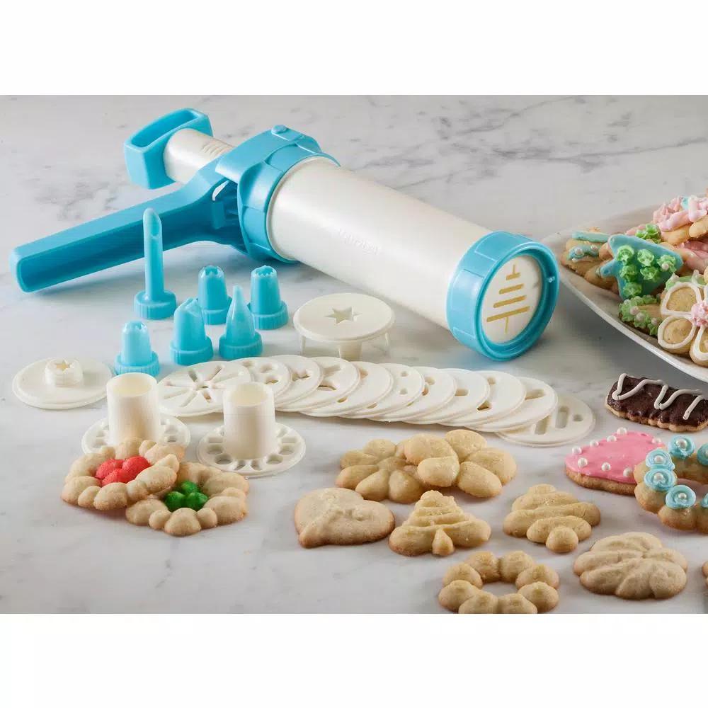 Hutzler 23-Piece Easy Action Cookie Press and Food Decorator Set