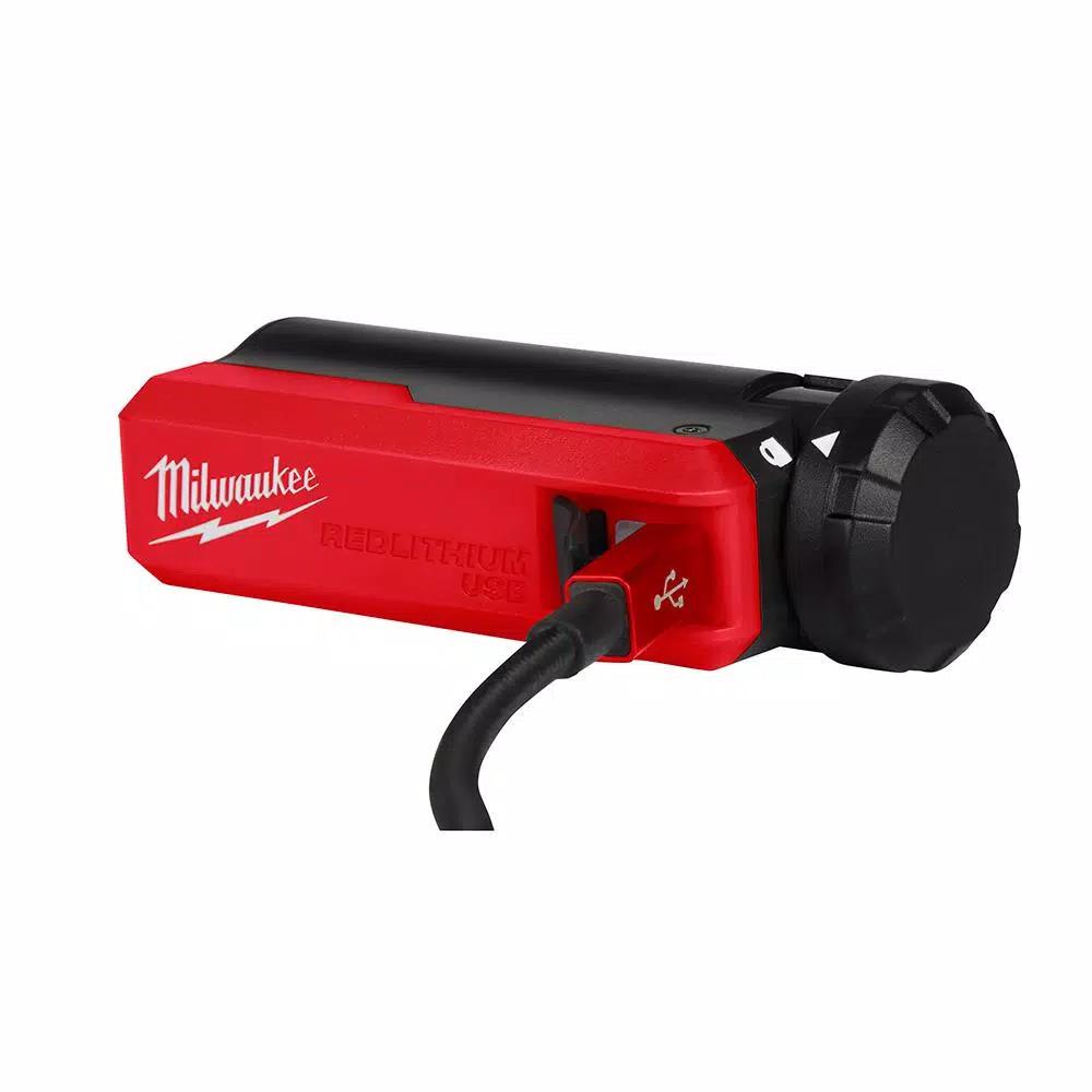 Milwaukee REDLITHIUM USB Rechargeable Portable Power Bank and Charger Kit