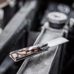 Gerber Jukebox 2.7 in. EDC Pocket Knife with Acrylic Handle and Liner Lock thumbnail 2