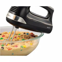 Hamilton Beach 6-Speed Black Hand Mixer with Snap-On Storage Case thumbnail 4