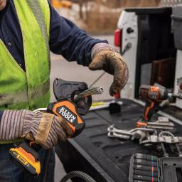 Klein Tools Battery-Operated EHS Closed-Jaw Cable Cutter with Two 2 Ah Batteries and Charger thumbnail 3