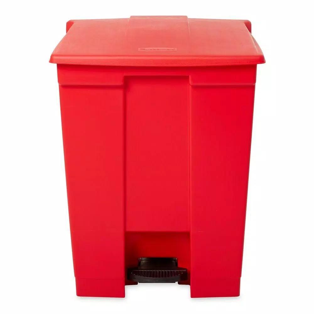 Rubbermaid Commercial Products 18 Gal. Red Fire-Safe Step-On Medical Trash Can, Puncture-Resistant Plastic