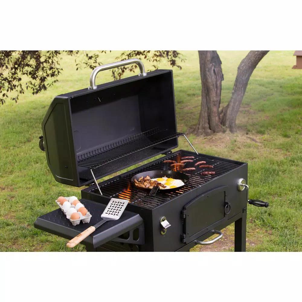 Lodge 12 in. Carbon Steel Skillet, Seasoned Black Heavy Duty Pan