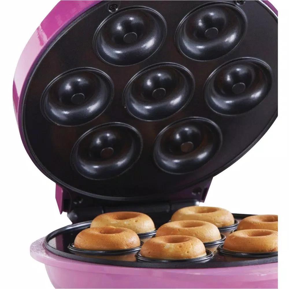 Brentwood Appliances 750W Mini Donut Maker, Nonstick Electric Dessert Maker in Pink