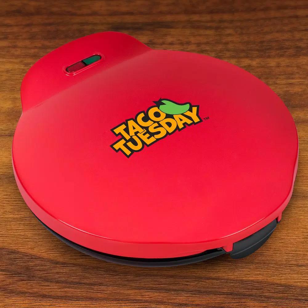 Nostalgia 900W Red Quesadilla Maker with Extra Stuffing Latch and Non-Stick Cooking Surface