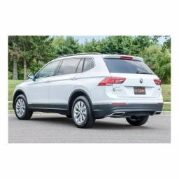 CURT Class 3 Trailer Hitch for Volkswagen Tiguan, 2" Receiver thumbnail 2