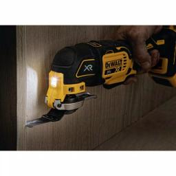 DEWALT 20V MAX XR Brushless 3-Speed Oscillating Multi-Tool & 5 in. Random Orbital Sander Kit thumbnail 4