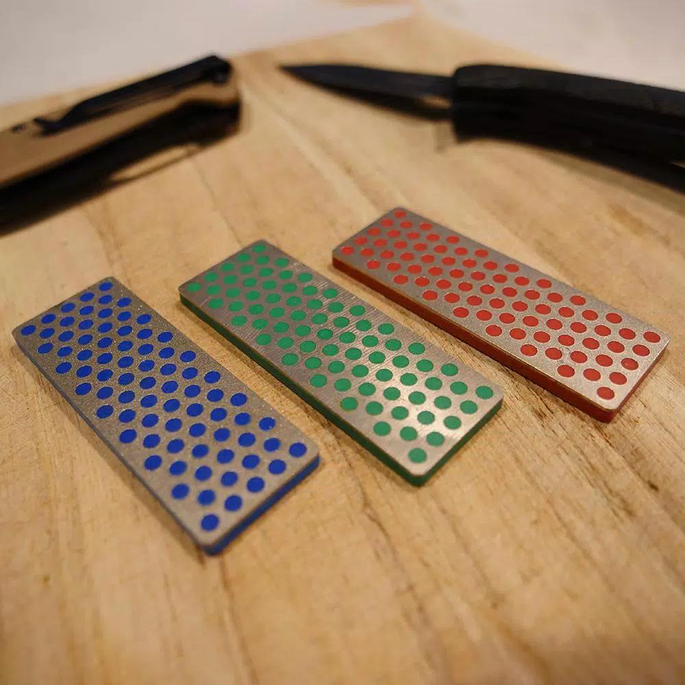 DMT 70 mm Mini Diamond 3-Stone Handheld Sharpener Kit