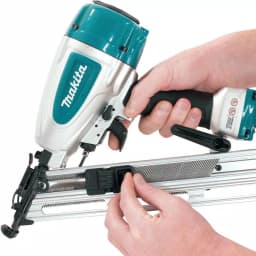 Makita 15-Gauge 34° Angled Finish Nailer, 1-1/4 in. to 2-1/2 in. thumbnail 9