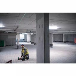 Bosch GCL100-40G Green Beam Self-Leveling Cross-Line Laser Level with Plumb Points thumbnail 12