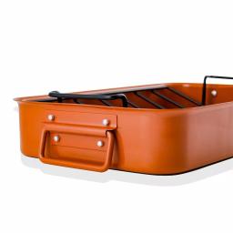 Ovente 5.5 Qt. Non-Stick Roasting Pan with Carving Set and V-Shaped Rack, Copper thumbnail 6