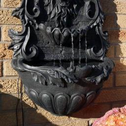 Sunnydaze Decor 30 in. Stoic Courage Lion Head Solar Wall Fountain with Battery Backup thumbnail 5