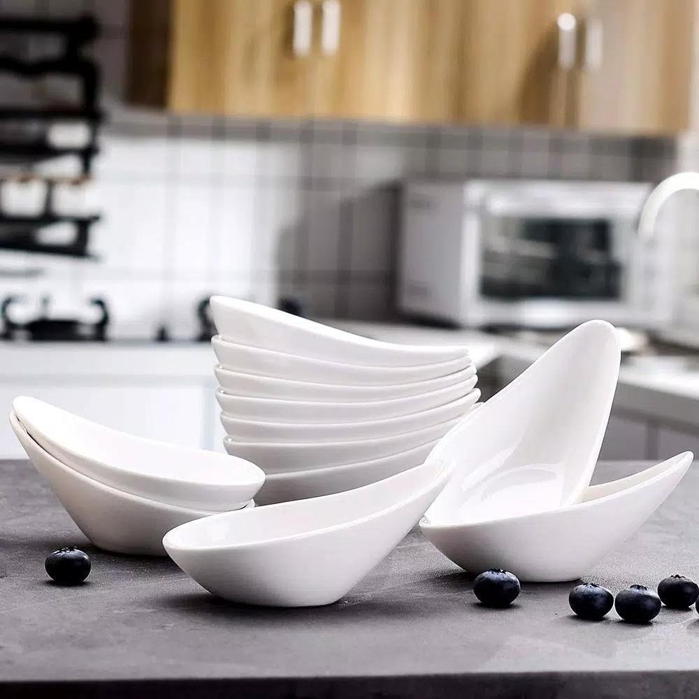 MALACASA 4.5 in. White Ceramic Ramekins Set of 12 - Porcelain Souffle and Creme Brulee Dishes