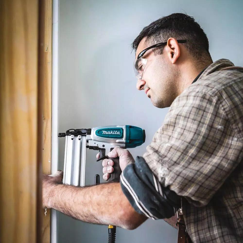 Makita AF506 18-Gauge 2 in. Brad Nailer, Pneumatic Air Nailer