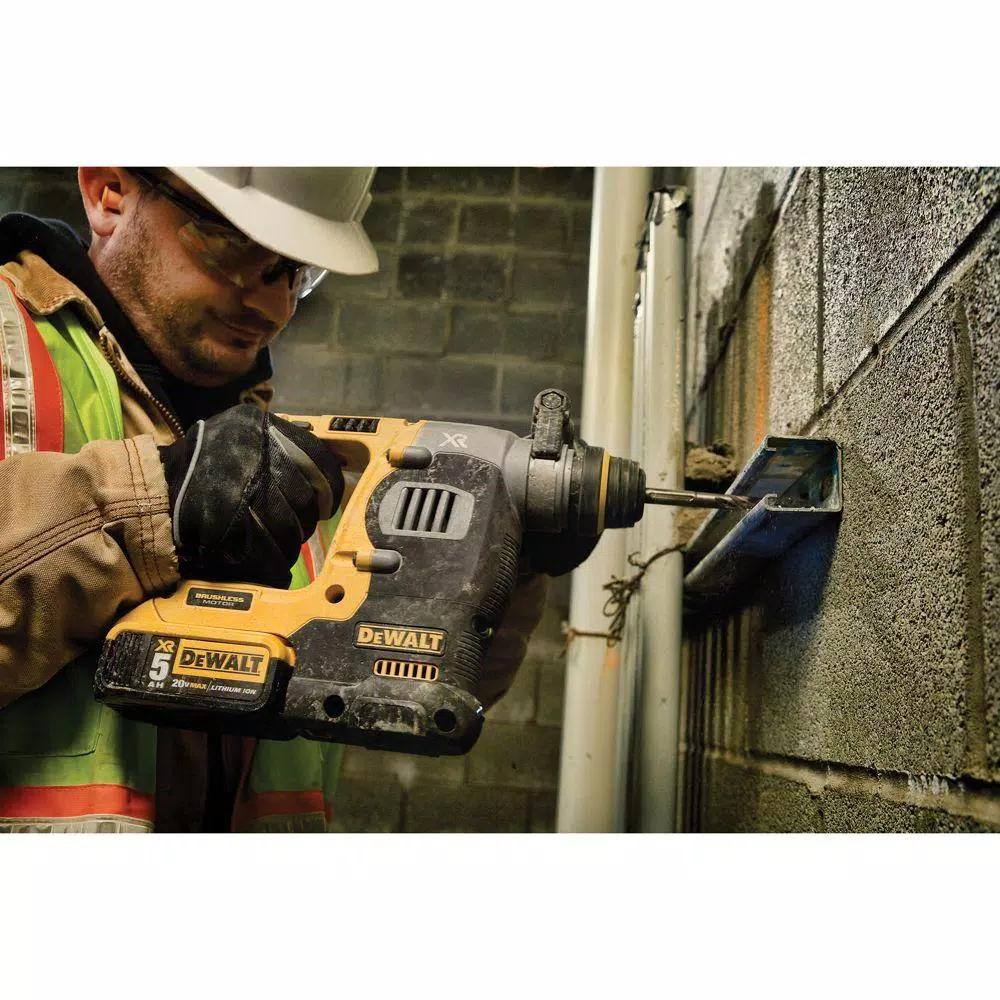 DEWALT 20V MAX XR Brushless 1 in. SDS Plus Rotary Hammer Kit with 3.0Ah Battery & Charger