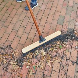 Harper 24 in. Wet/Dry Push Broom with 60 in. Hardwood Handle thumbnail 2