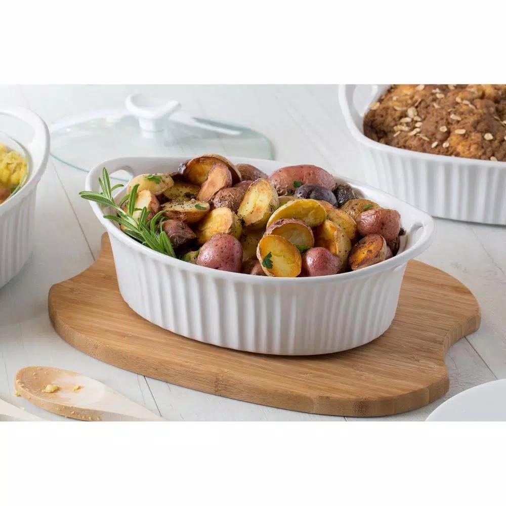 Corningware French White 1.5-Qt Oval Ceramic Casserole Dish with Glass Lid