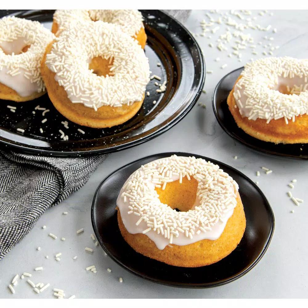 Nordic Ware Classic Donut Pan - Nonstick Aluminum Baked Donut Maker for 6 Donuts
