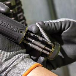 Klein Tools 15-in-1 Multi-Bit Ratcheting Screwdriver with Cushion-Grip Handle thumbnail 6