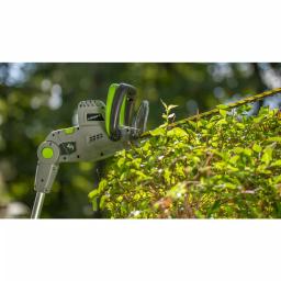 Earthwise 2-in-1 18 in. 4.5 Amp Electric Multi-Tool Pole and Hedge Trimmer thumbnail 4