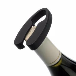 BergHOFF Geminis Electric Wine Opener with Charging Stand and Foil Cutter - Black thumbnail 6