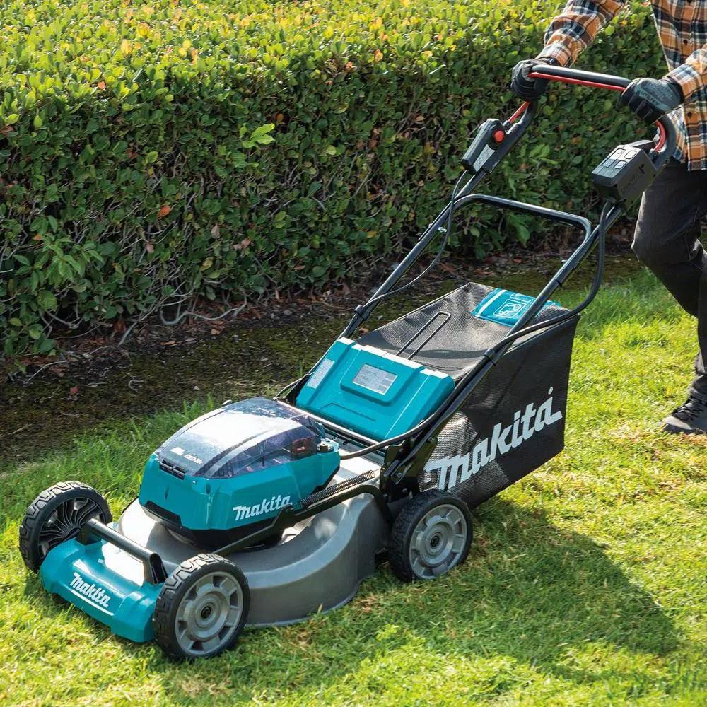 Makita 21 in. 18V X2 (36V) LXT Brushless Cordless Walk Behind Push Lawn Mower Kit with 4 Batteries