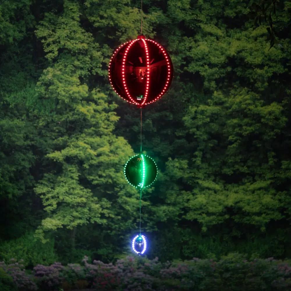 Alpine Corporation 3-Tier Hanging Christmas Ornaments with Chasing LED Lights, Indoor/Outdoor