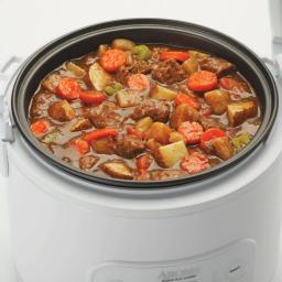 Aroma 8-Cup Digital Rice Cooker and Food Steamer, White with Black Control Panel thumbnail 3