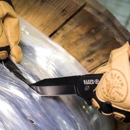 Klein Tools Bearing-Assisted Open Folding Knife with Tanto Blade thumbnail 4