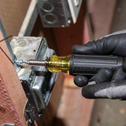Klein Tools 14-in-1 Multi-Bit Adjustable Length Screwdriver with Impact Rated Blade thumbnail 5