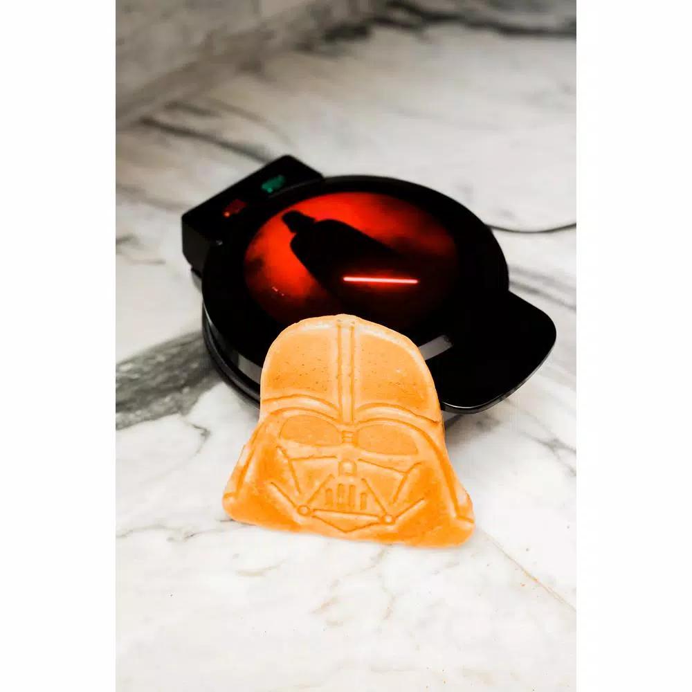 Uncanny Brands Star Wars Darth Vader American Waffle Maker, Black Stainless Steel