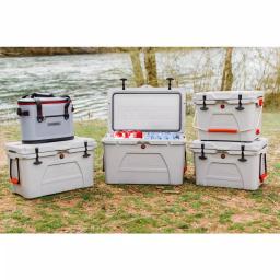 Everbilt 30-Can Soft-Sided Cooler Bag with Waterproof Zipper - 10.46 Qt. thumbnail 11