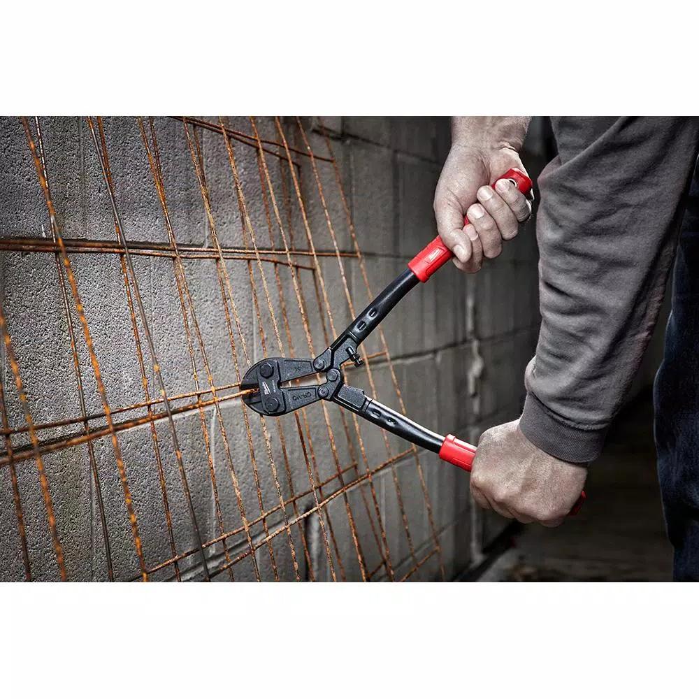 Milwaukee 14 in. Bolt Cutter with 5/16 in. Max Cut Capacity