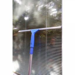 Ettore 18 in. All-Purpose Window Squeegee with Aluminum Channel and Streak-Free Rubber Blade thumbnail 4