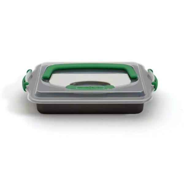 BergHOFF Perfect Slice 9 x 13 in. Carbon Steel Cake Pan with Slicing Tool