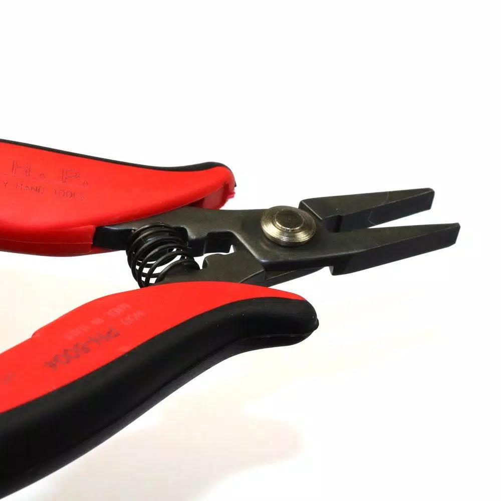 Hakko CHP PN-5004 Short Flat Nose Pliers by Hakko