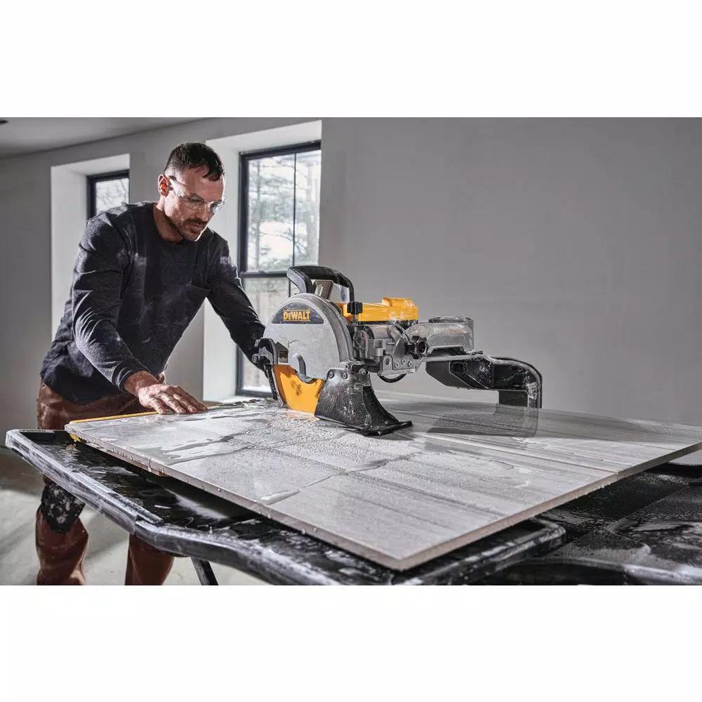DEWALT 10 in. High Capacity Wet Tile Saw, 15 Amp Corded Specialty Saw for Porcelain