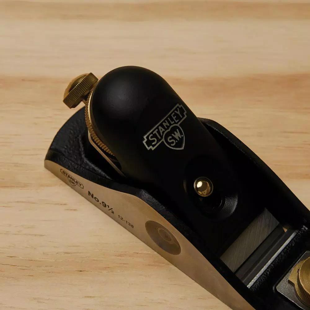 Stanley Sweetheart No. 9-1/2 Block Plane, 6.5 in. Cast Iron Base with A2 Steel Blade