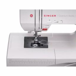 SINGER Quantum Stylist 600-Stitch Sewing Machine with LCD Screen and Extension Table thumbnail 2