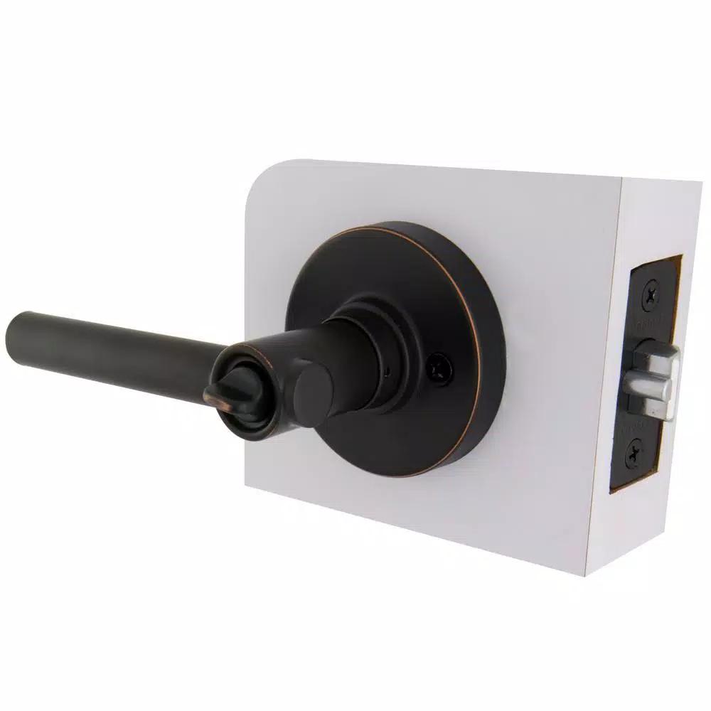 Defiant Highland Aged Bronze Keyed Entry Door Lever with Round Rose