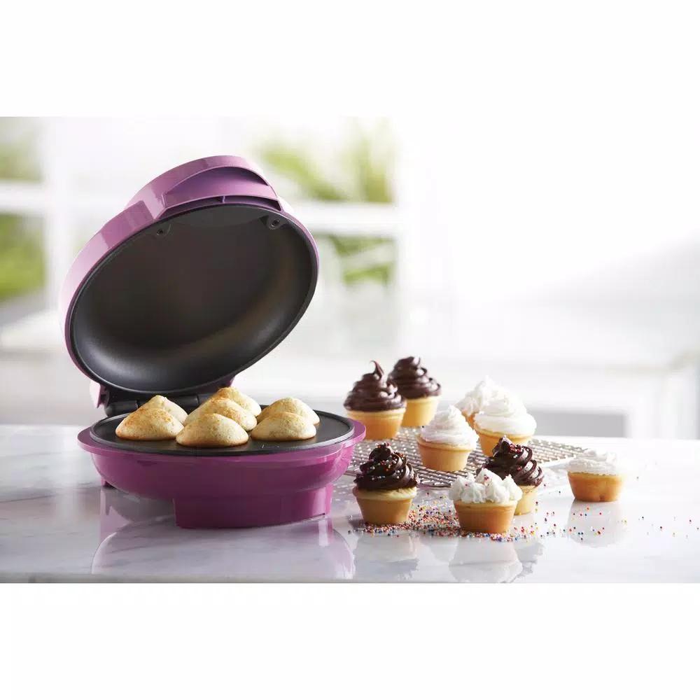 Brentwood Appliances TS-252 Mini Cupcake Maker, 7-Slot Nonstick Specialty Maker, Pink