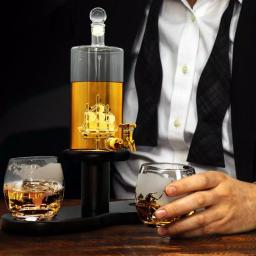 NutriChef 26 oz. Glass Wine and Whiskey Decanter Aerator Set with 2 Whiskey Glasses and Base Stand thumbnail 3