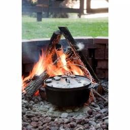 Lodge 5 Qt. Cast Iron Deep Dutch Oven with Lid and Bail Handle thumbnail 3