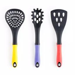 MegaChef 7-Piece Nylon Kitchen Utensil Set, Scratch-Resistant Cooking Tools thumbnail 4