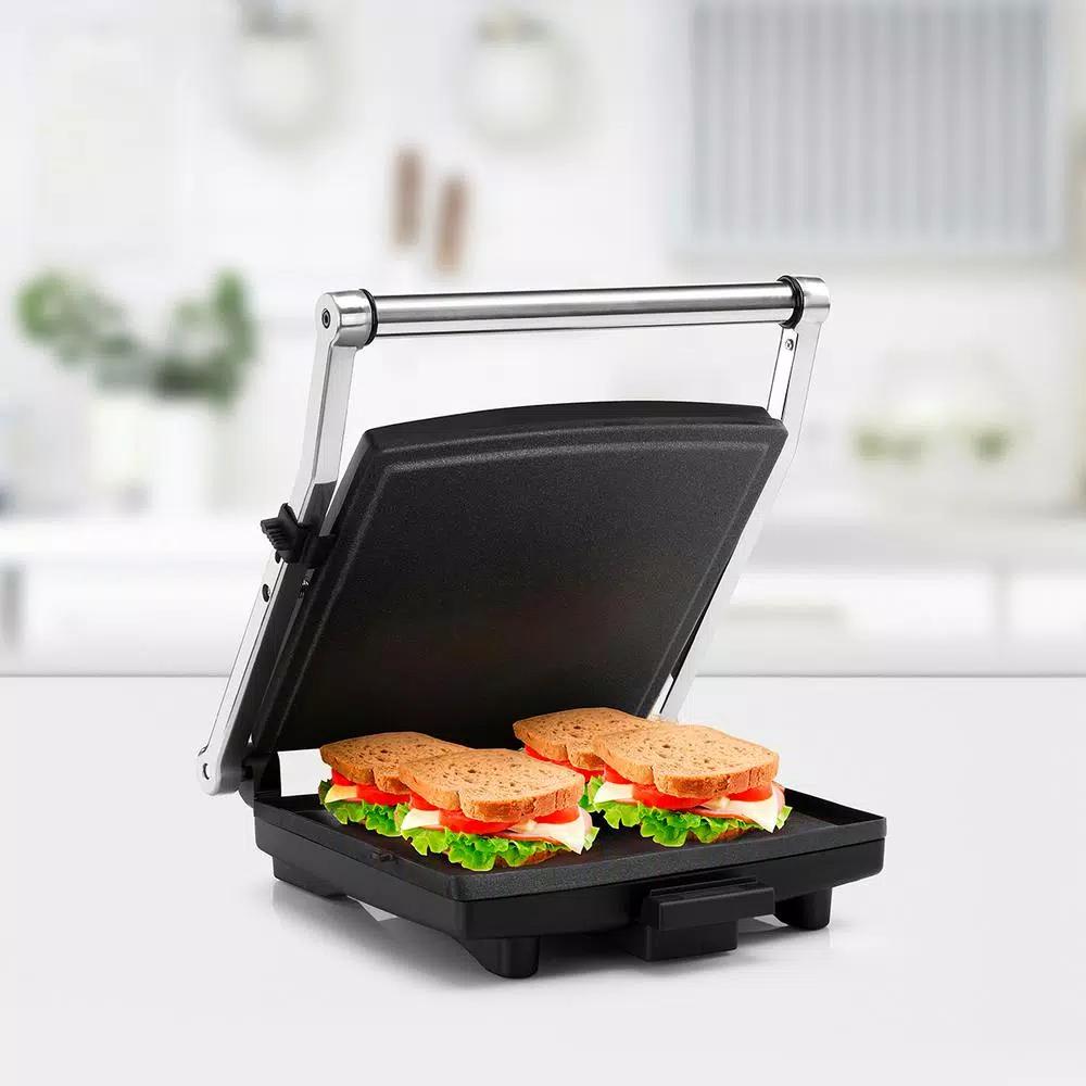 HOLSTEIN HOUSEWARES Holstein 4-Slice Stainless Steel Electric Griddle with Non-Stick Surface, 132 sq. in.