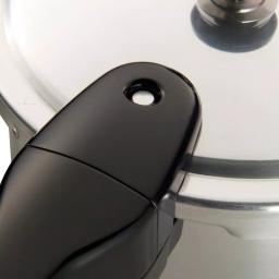 Presto 8 Qt. Aluminum Stovetop Pressure Cooker with Cooking Rack thumbnail 3